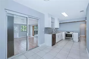 740 SW 55th Ave, Margate, FL 33068 - Photo 9