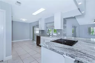 740 SW 55th Ave, Margate, FL 33068 - Photo 7