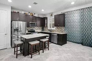 6993 Pines Cir, Coconut Creek, FL 33073 - Photo 19