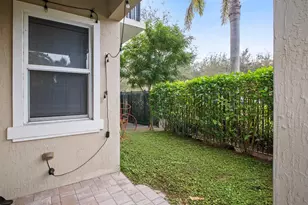 6993 Pines Cir, Coconut Creek, FL 33073 - Photo 25