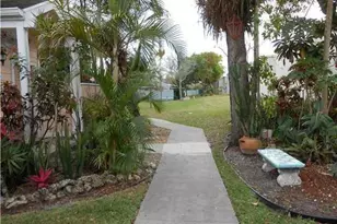 2046 Winners Cir, North Lauderdale, FL 33068 - Photo 3