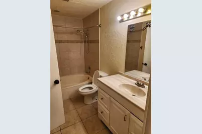 2046 Winners Circle #2046, North Lauderdale, FL 33068 - Photo 5