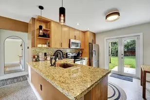 820 NE 17th St, Fort Lauderdale, FL 33305 - Photo 17