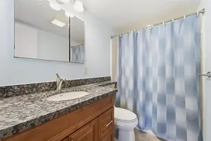 401 Lake Frances Dr, West Palm Beach, FL 33411 - Photo 15