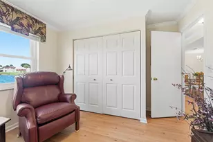 401 Lake Frances Dr, West Palm Beach, FL 33411 - Photo 17