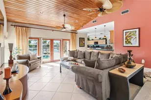 630 SE 9th Ave, Pompano Beach, FL 33060 - Photo 13