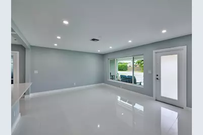440 NW 37th Street, Oakland Park, FL 33309 - Photo 17