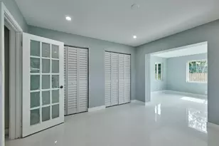 440 NW 37th St, Oakland Park, FL 33309 - Photo 57