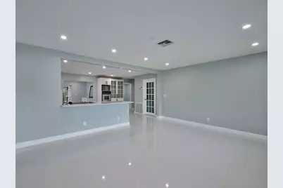 440 NW 37th Street, Oakland Park, FL 33309 - Photo 21
