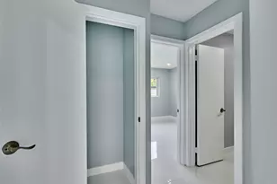 440 NW 37th St, Oakland Park, FL 33309 - Photo 39