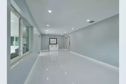 440 NW 37th Street, Oakland Park, FL 33309 - Photo 53