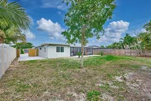 440 NW 37th St, Oakland Park, FL 33309 - Photo 13