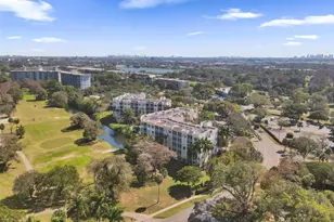 3600 Oaks Clubhouse Dr, Pompano Beach, FL 33069 - Photo 49