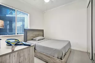 3600 Oaks Clubhouse Dr, Pompano Beach, FL 33069 - Photo 21