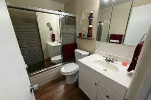 1000 SW 10th Ave, Hallandale Beach, FL 33009 - Photo 13