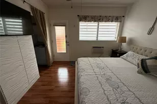 1000 SW 10th Ave, Hallandale Beach, FL 33009 - Photo 7