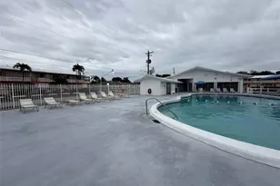 1000 SW 10th Ave, Hallandale Beach, FL 33009 - Photo 39