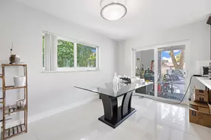 9902 NW 20th St, Coral Springs, FL 33071 - Photo 13