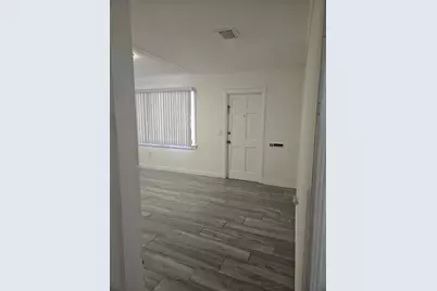 3500 NW 12th Street, Miami, FL 33125 - Photo 7