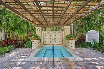 651 Okeechobee Boulevard #306, West Palm Beach, FL 33401 - Photo 11