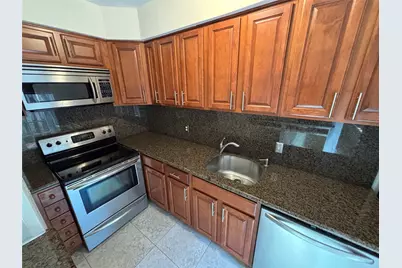 741 NE 17th Terrace, Fort Lauderdale, FL 33304 - Photo 3