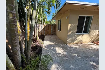 741 NE 17th Terrace, Fort Lauderdale, FL 33304 - Photo 9