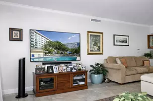 4350 Hillcrest Dr, Hollywood, FL 33021 - Photo 13