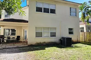 1888 NW 75th Way, Hollywood, FL 33024 - Photo 3