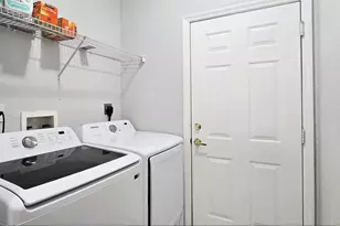 1723 NW 78th Way, Hollywood, FL 33024 - Photo 19