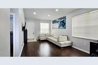 1723 NW 78th Way #1723, Pembroke Pines, FL 33024 - Photo 9