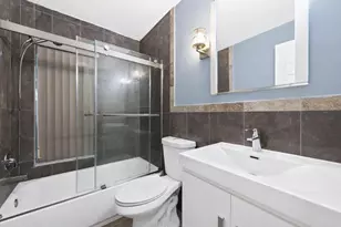 8240 NW 51st Ct, Lauderhill, FL 33351 - Photo 11