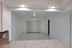 8000 Fairview Dr, Tamarac, FL 33321 - Photo 7