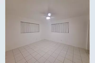 8000 Fairview Drive #110, Tamarac, FL 33321 - Photo 9