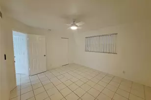 8000 Fairview Dr, Tamarac, FL 33321 - Photo 13