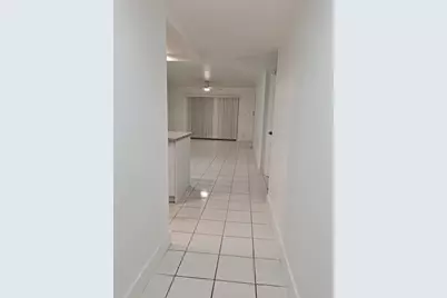 8000 Fairview Drive #110, Tamarac, FL 33321 - Photo 5