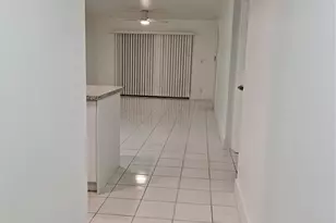 8000 Fairview Dr, Tamarac, FL 33321 - Photo 5