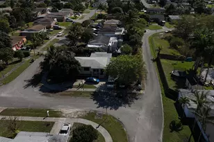 940 NW 151st St, Miami, FL 33169 - Photo 7