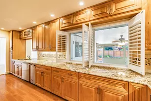2650 NE 52nd St, Lighthouse Point, FL 33064 - Photo 13
