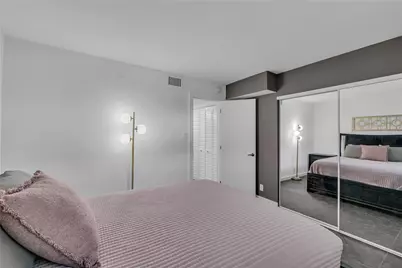 2607 NE 8th Avenue #34, Wilton Manors, FL 33334 - Photo 13