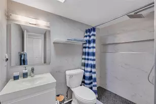 2607 NE 8th Ave, Wilton Manors, FL 33334 - Photo 11