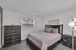 2607 NE 8th Ave, Wilton Manors, FL 33334 - Photo 13
