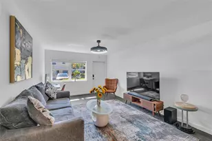 2607 NE 8th Ave, Wilton Manors, FL 33334 - Photo 3