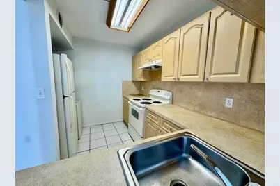 10006 Winding Lake Road #101, Sunrise, FL 33351 - Photo 3