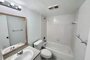 10006 Winding Lake Rd, Sunrise, FL 33351 - Photo 11