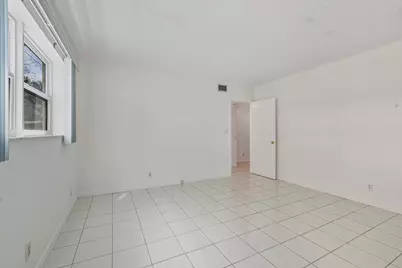 1451 N 12th Court #8a, Hollywood, FL 33019 - Photo 9