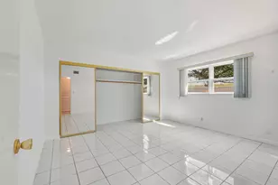 1451 N 12th Ct, Hollywood, FL 33019 - Photo 11