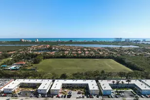 1451 N 12th Ct, Hollywood, FL 33019 - Photo 23