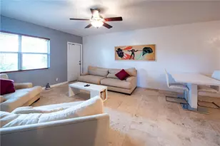 530 NE 15th Ct, Fort Lauderdale, FL 33304 - Photo 7