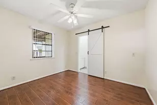 708 Dixie Ln, West Palm Beach, FL 33415 - Photo 23