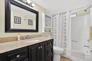 330 NE 26th Ave, Boynton Beach, FL 33435 - Photo 19